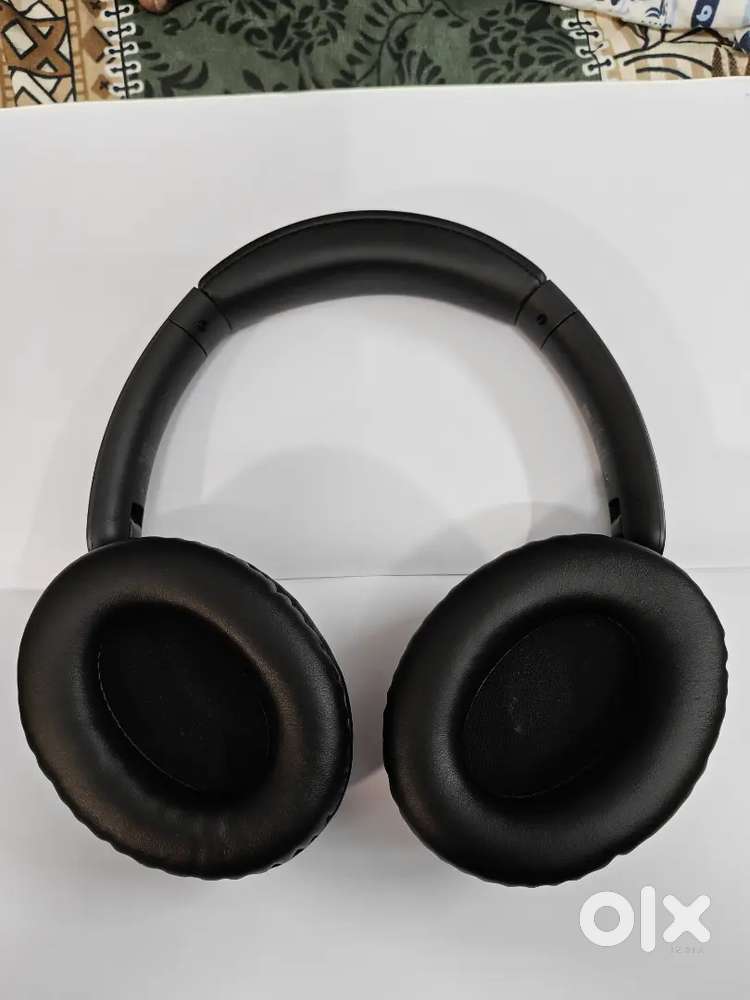 HEADPHONES