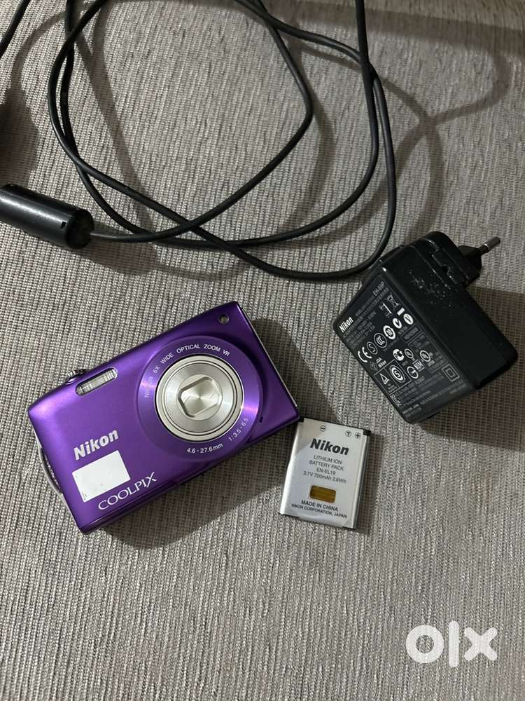 Nikon coolpix s3300 digital camera / digicam
