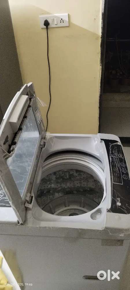 7 महिने की मशीन है पुरा नया कुछ प्रॉब्लेम नाहीउसका उपयोग नाही होता है