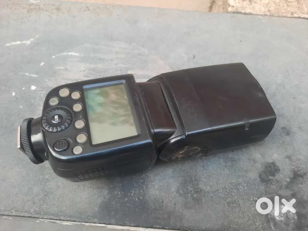 Godex flash for Nikon