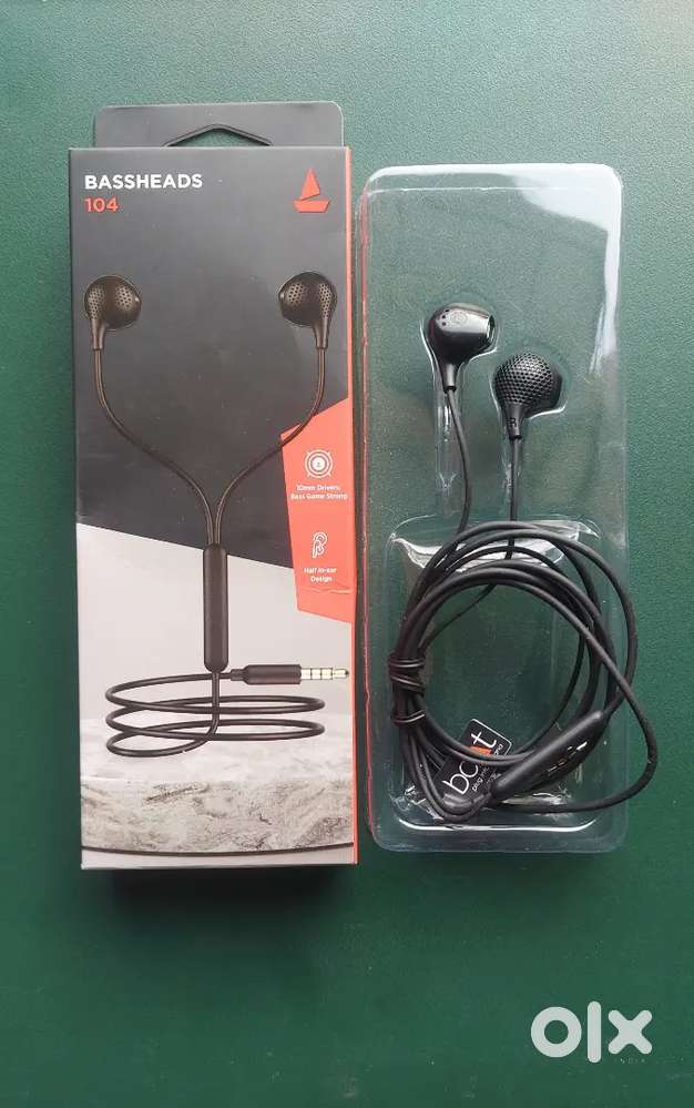 Combo offer - boAt Bassheads 104 earphone + Ptron  Bluetooth speaker