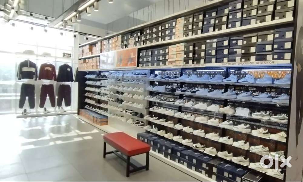 Need Security Guard Male for Brand Showroom in Adityapur