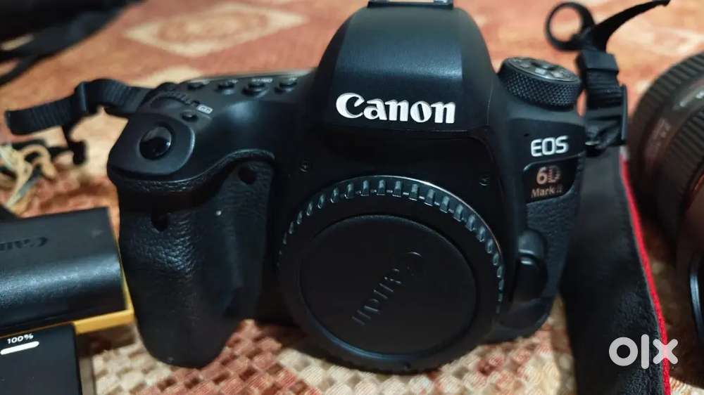 Canon 6D Mark II DSLR – Excellent Condition  Full Frame  Great Deal