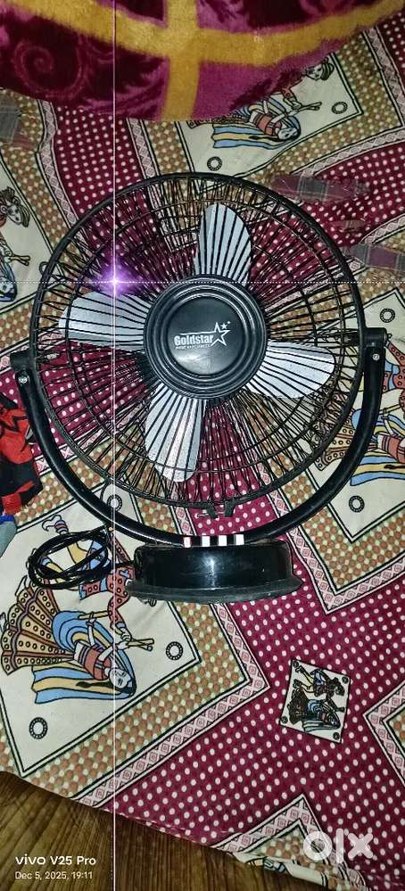 Gold Star table fan Good condition