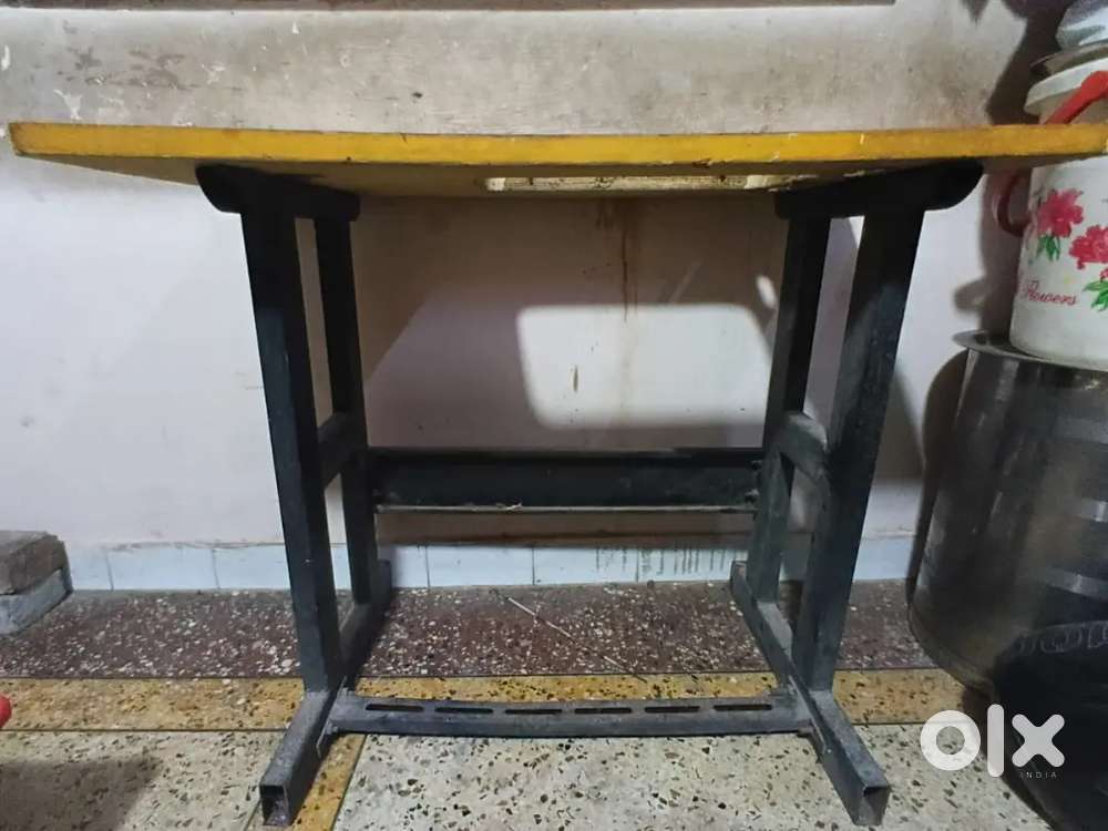 Sewing machine STAND AND BOARD@1000