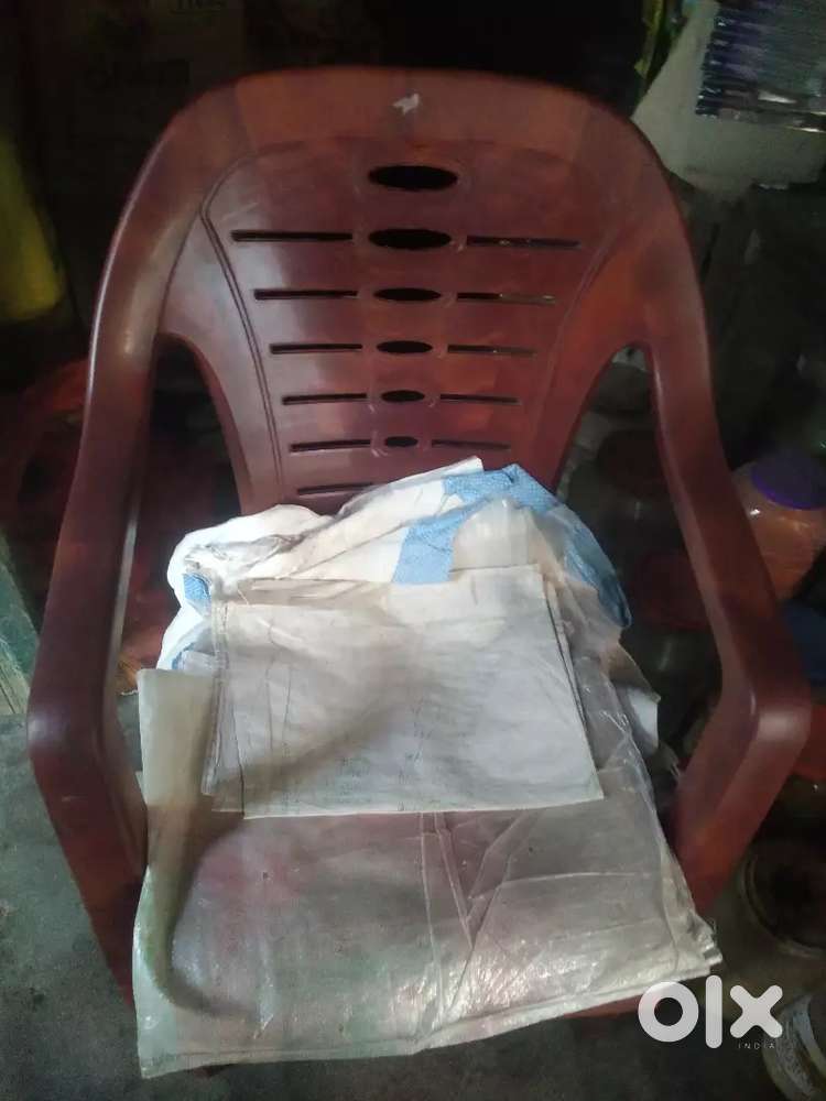 Kursi good not putting I am putting Kursi wala good my God 64 hour goo