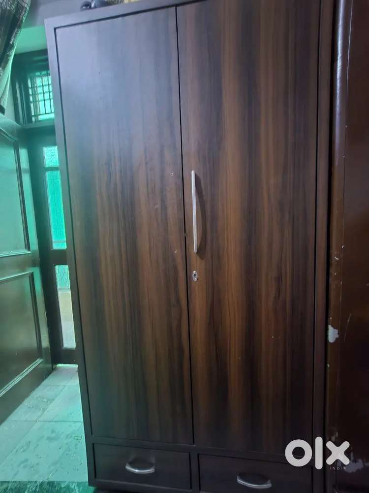 Selling wardrobe Due to house shifting