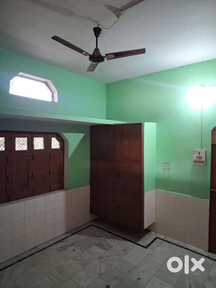 Tajopur sukhapatti mau ,Near bakwal school