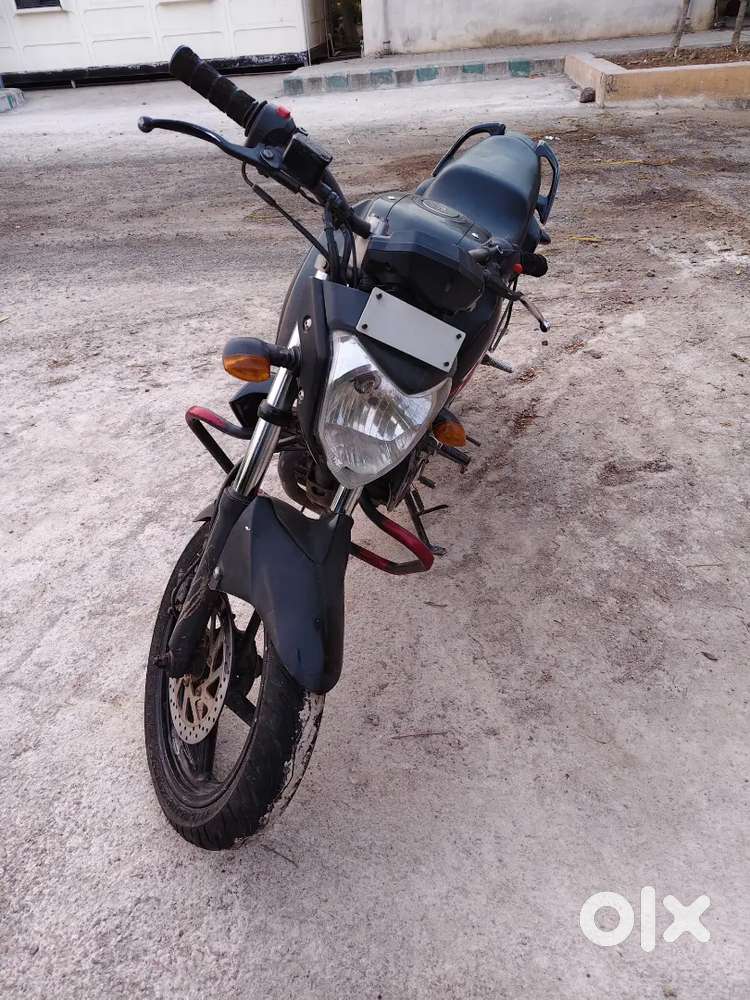 Yamaha FZ 2016 Model Need to sell in  Good Condition
