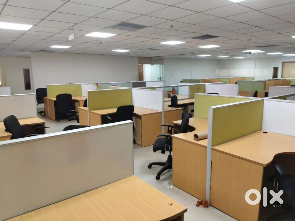 100 Workstations 5 Cabins 1 Conference plug and play office for Rent