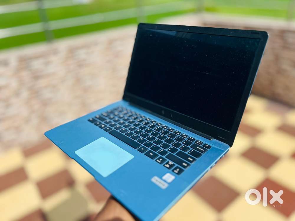 Avita intel corr (4GB/256GB SSD/windows 10 home in smode)