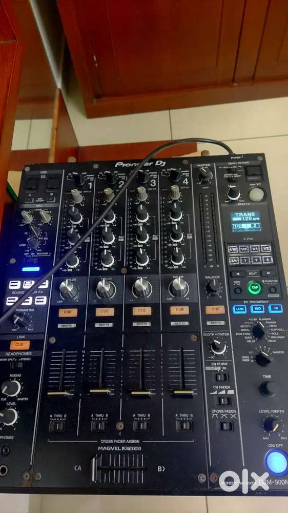 PIONEER Djm 900 nxs2 DJ MIXER