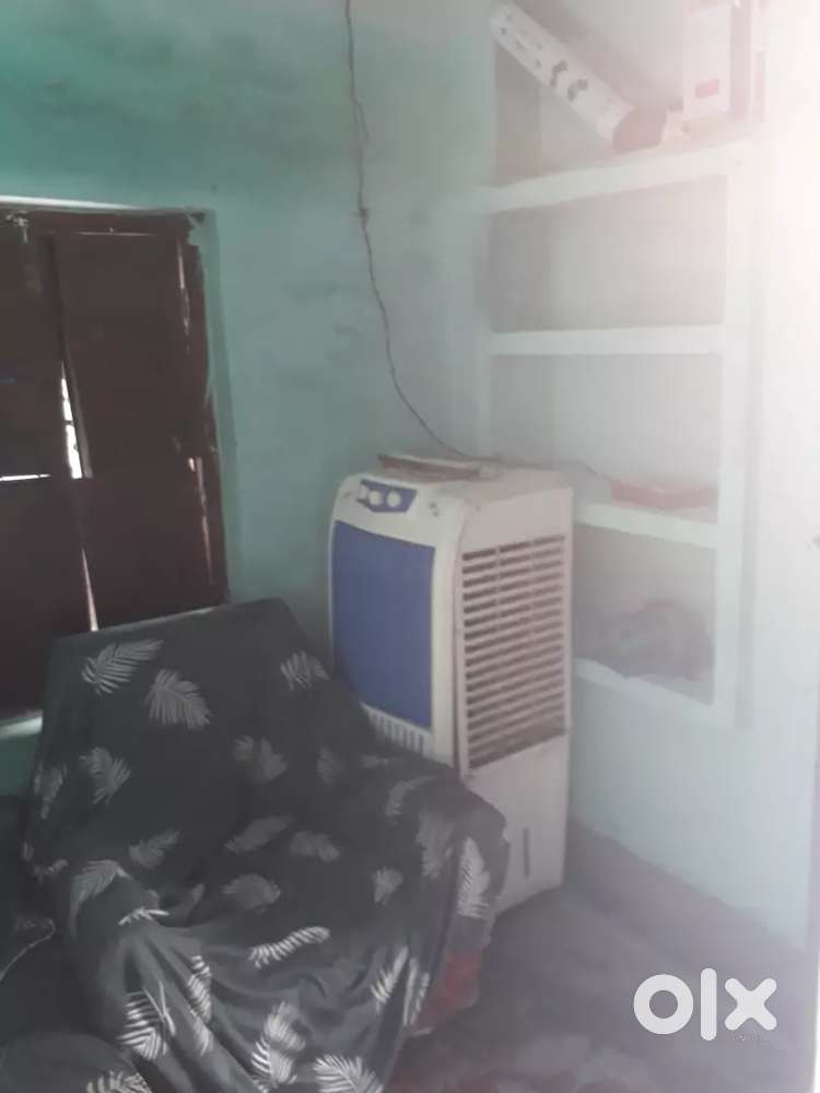 Rent ke liye only bachelor