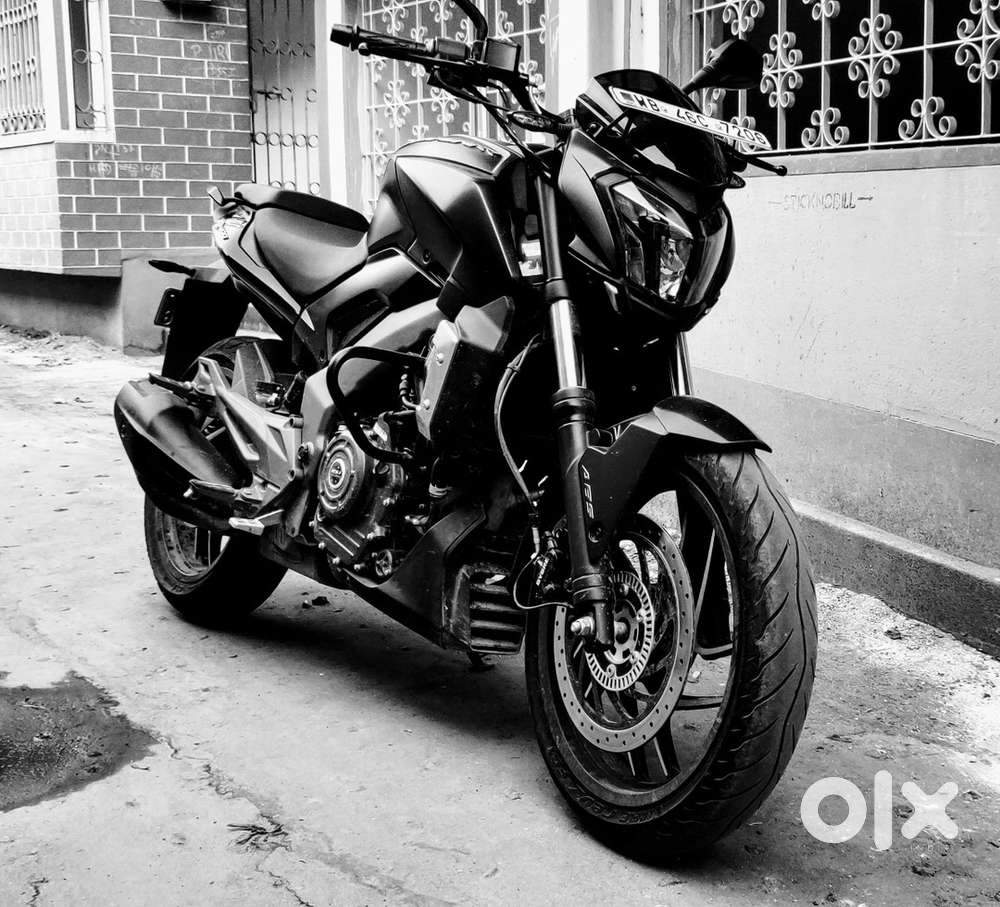 BS IV compliant less driven Dominar 400