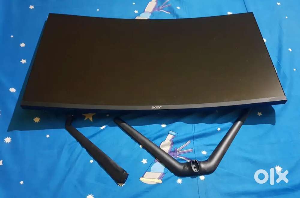 Acer 32 Curved Monitor ED320QR – Full HD, Excellent Condition