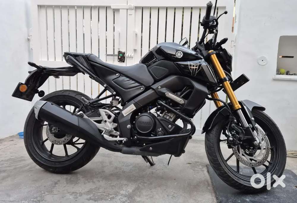 Showroom condition MT15 2023