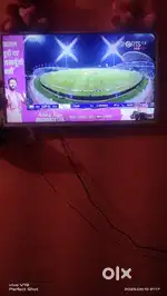 LED smart TV