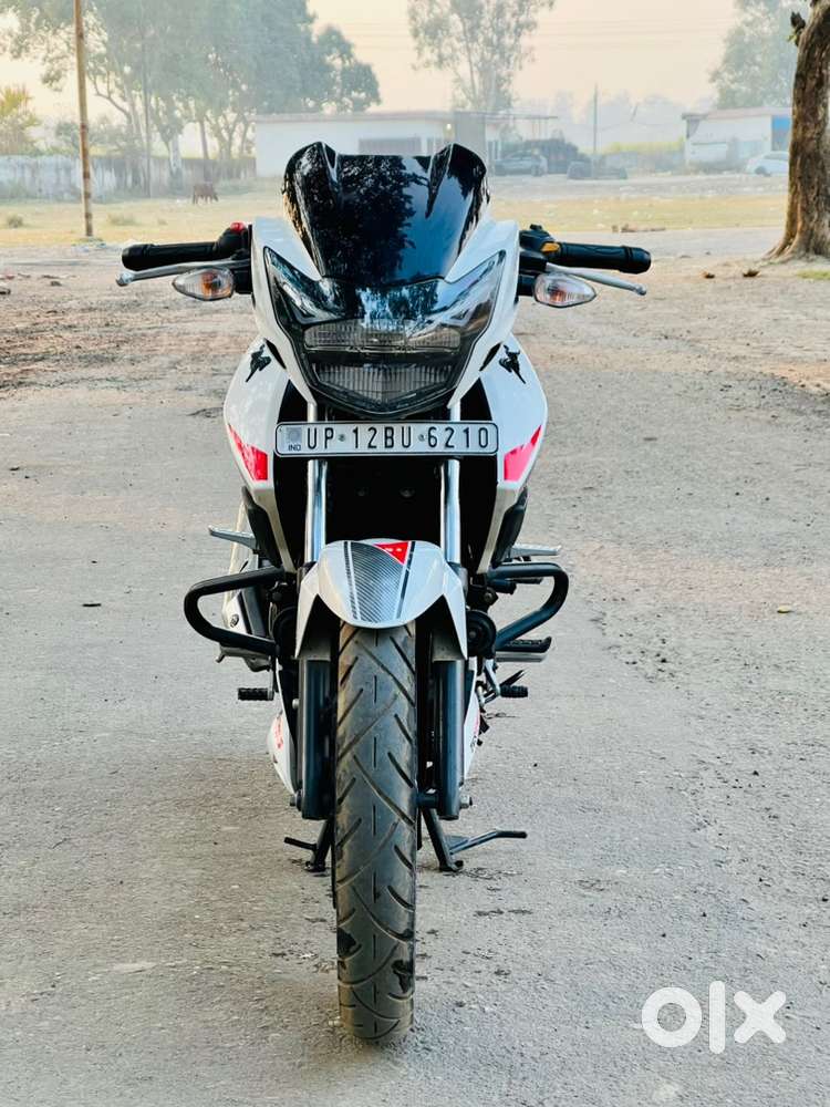 TVS Apache RTR 160 2023