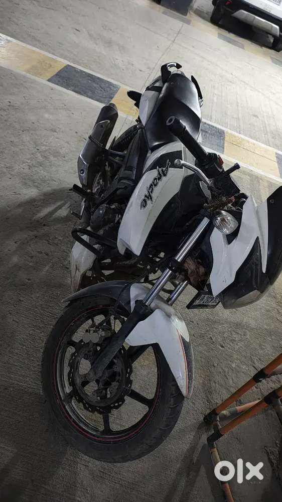 Good condition second owner battery dalwani padegi