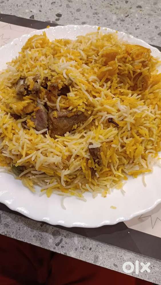 I am cook all rounder  all team Chinese Indian tandoori