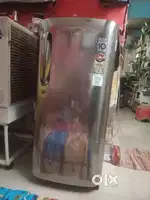 Firdge lg in very good condition
