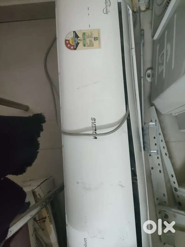 Voltas inverter AC 1.5tonn