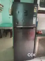 Mai apna fridge sell krna chahti hu isliye q ki mai kahi or sift ho rh