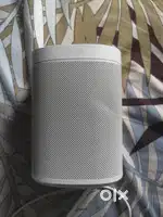 Sonos One & Bose SoundLink Revolve+ II & JBL xtreme & Sonos Connect