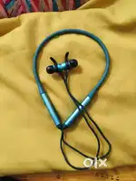 Boat good condition 800 2 se 3 din battery pickup hai