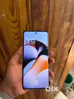 ONE PLUS 11R 8-128 mint condition