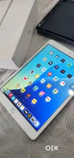 IPAD 8 good condition