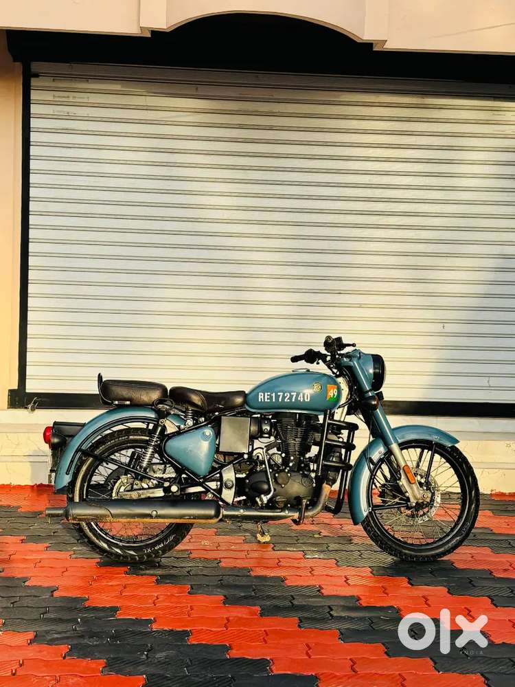 Classic 350 signals single owner Model 2020 finance available