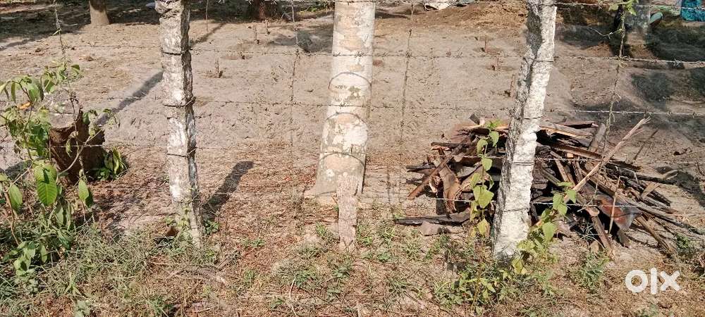 8 cent east facing land for sale