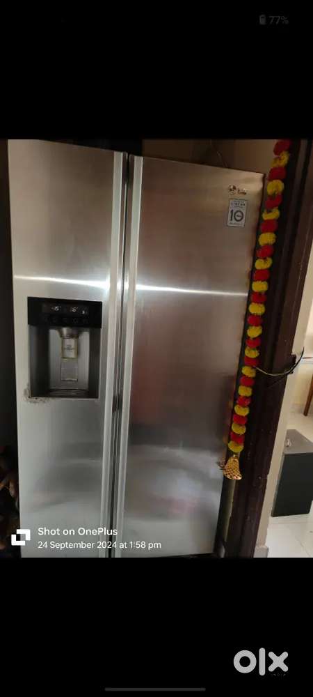 Double door fridge