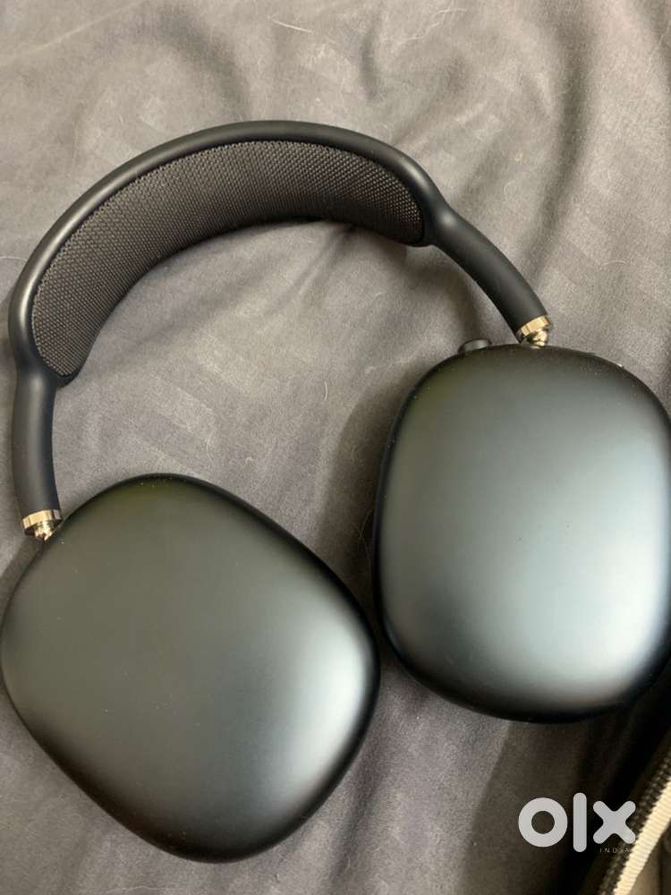 Apple AirPods Max Headphones