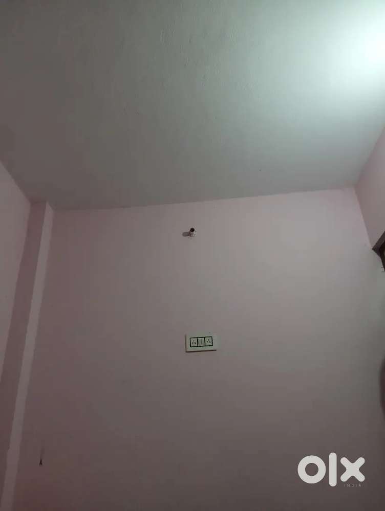 Need Independent flat or room