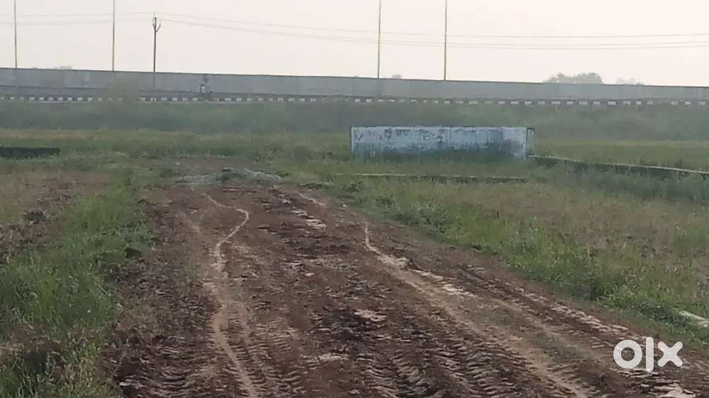 Near kanhauli on road plots for sale