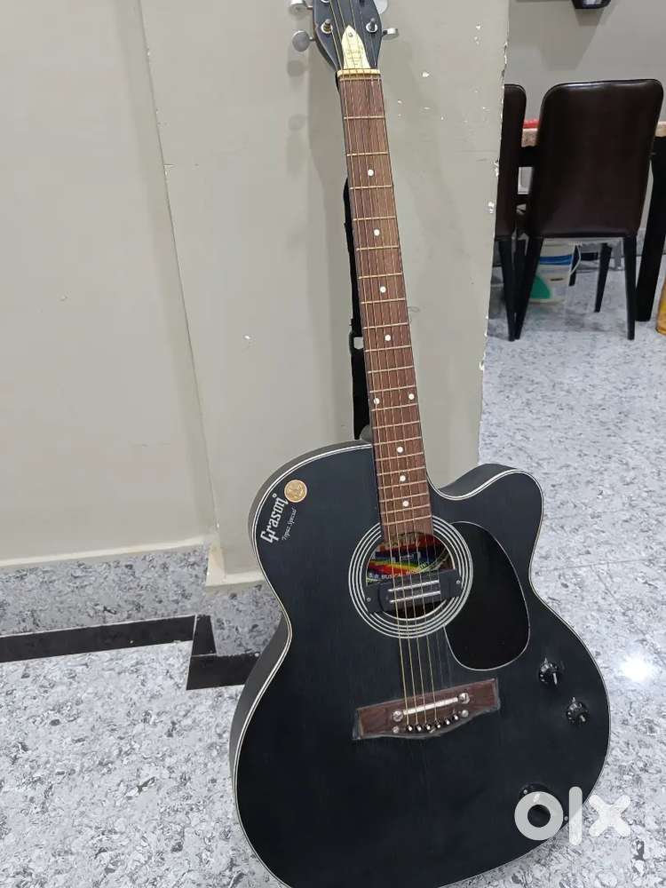 Guitar in good condition