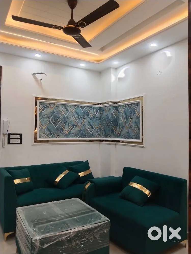 Luxurious Full Furnished 2BHK Lift & Car Parking Jain Colony Solank Rd