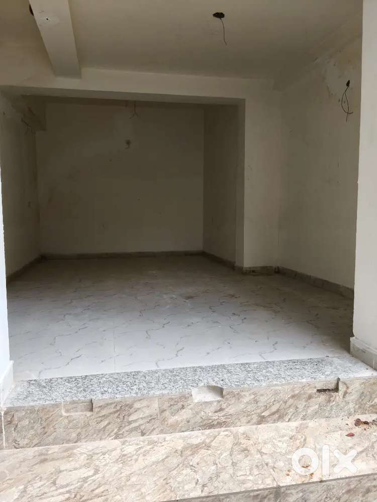 Unfurnished shop for rent at Newtown action area 1 Bisarjan Ghat