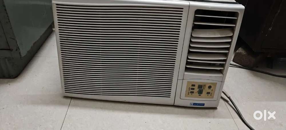 Blue Star 1 ton , 3 star copper window AC