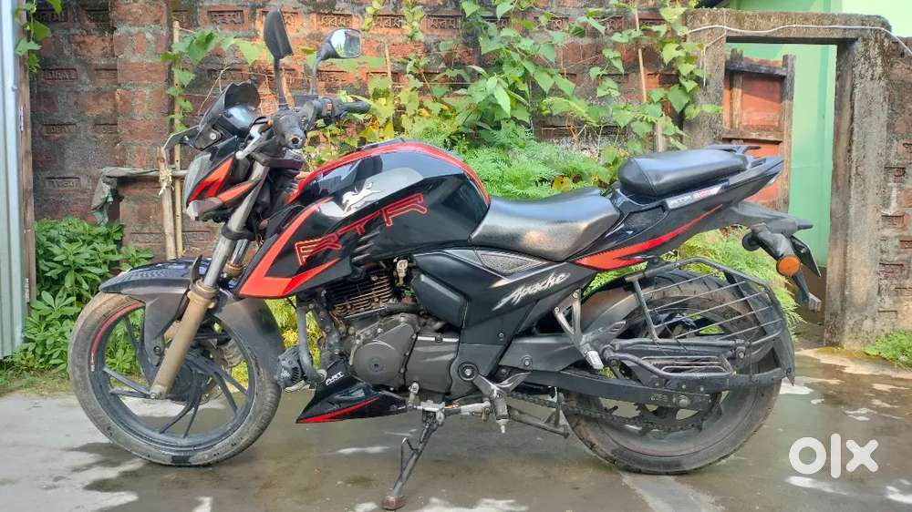 TVS Apache RTR 200 4V