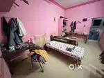 1 roomate requires