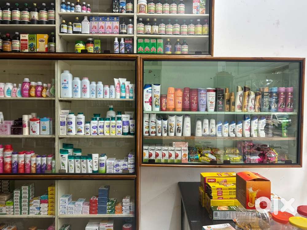 Storage & Display Furniture – Best for Medical and General Stores