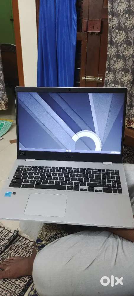 Loptop selling very good