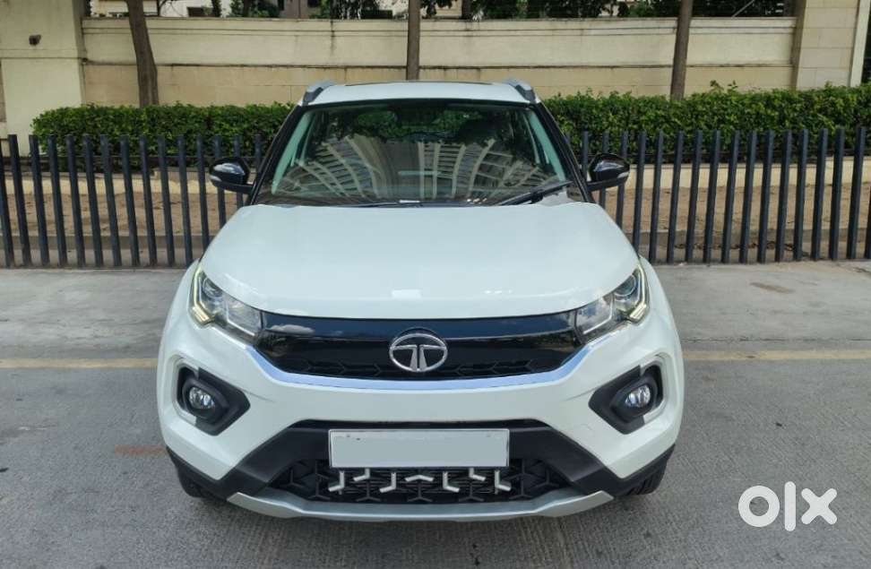 Tata Nexon 1.2 Revotron XZA Plus, 2021, Petrol