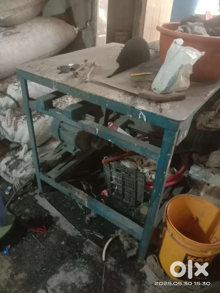 Plastic cutting machine 25000