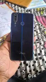 Vivo y17 4g.   4/64