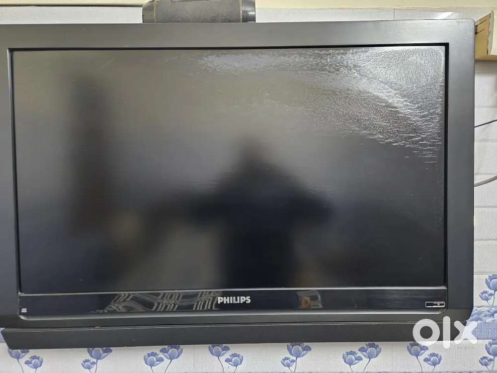 40 inches LCD