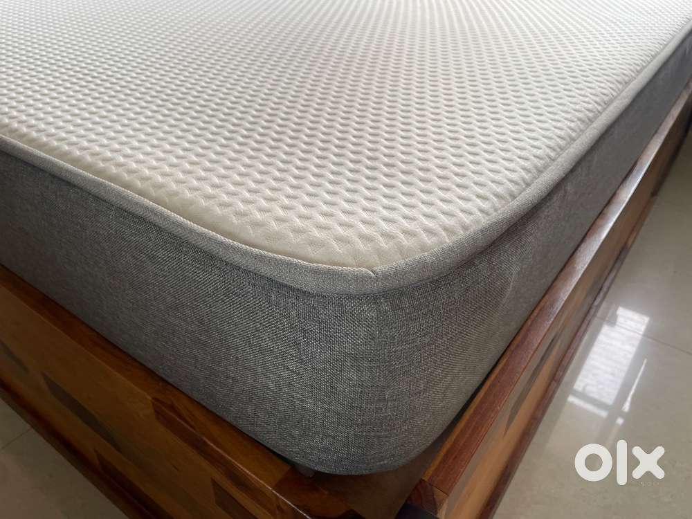 The Sleep Company Luxe mattress- Queen Size